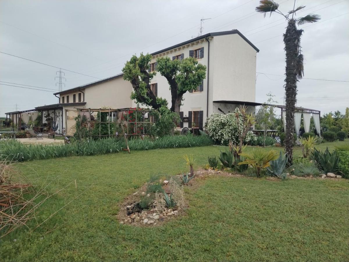 Ca' Blanca Bed & Breakfast Castelnuovo del Garda Exterior photo